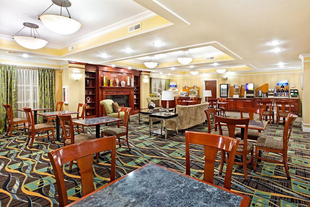 Holiday Inn Express & Suites Florence By Ihg מראה חיצוני תמונה