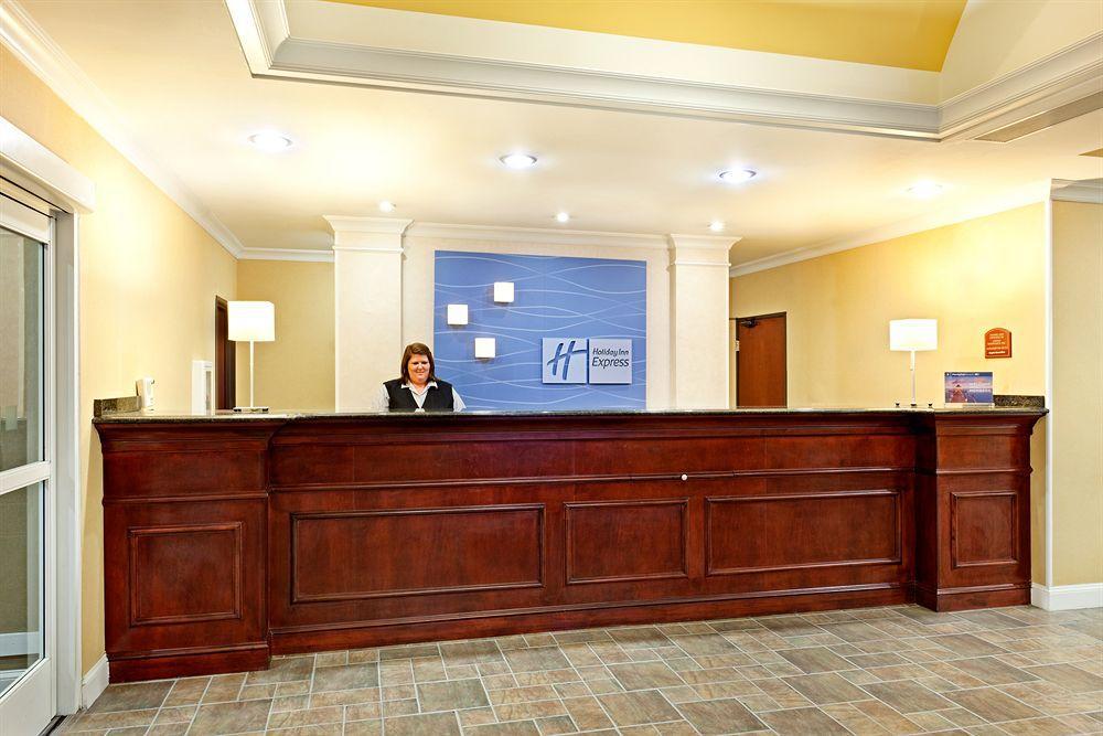 Holiday Inn Express & Suites Florence By Ihg מראה חיצוני תמונה