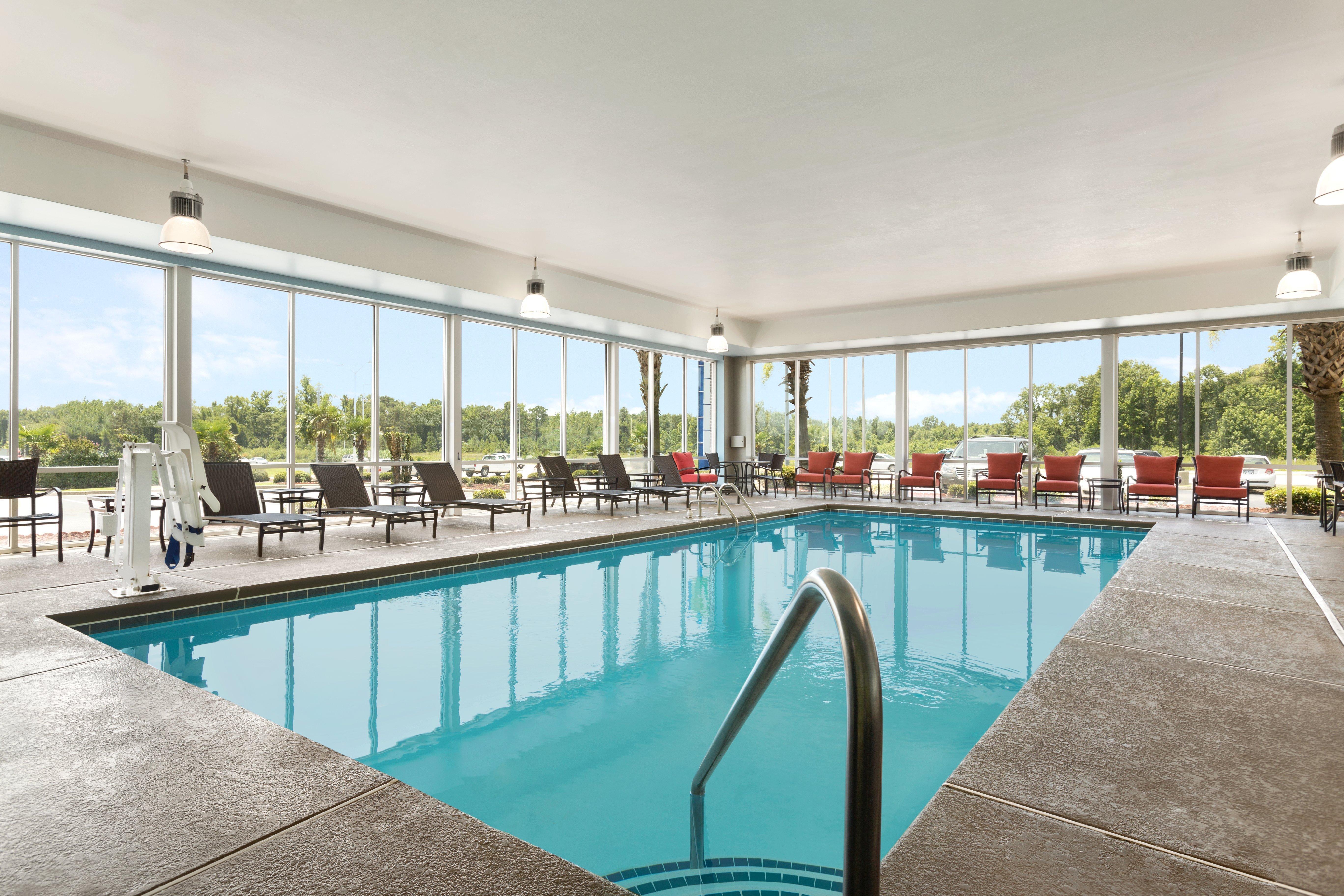 Holiday Inn Express & Suites Florence By Ihg מראה חיצוני תמונה