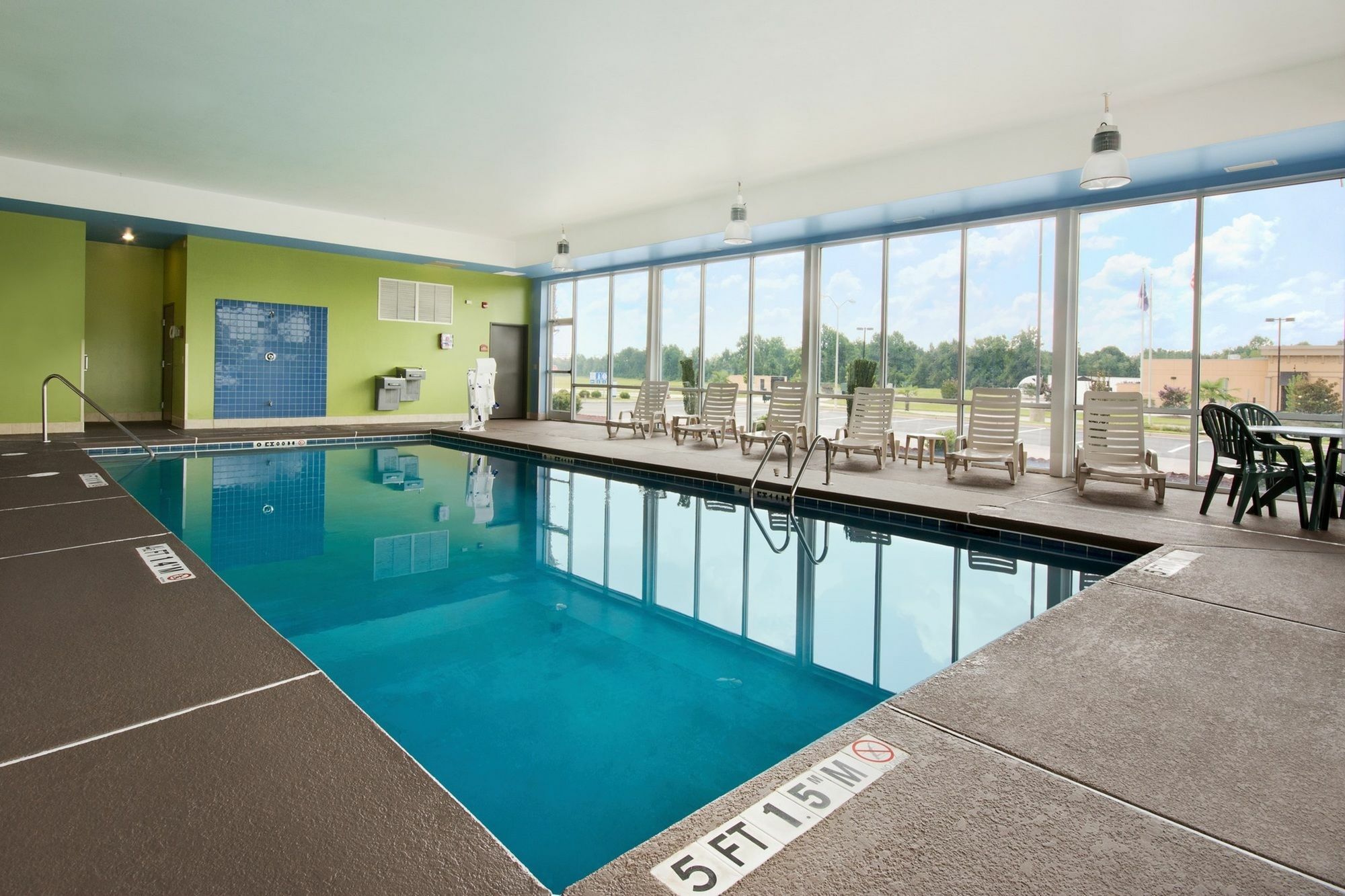 Holiday Inn Express & Suites Florence By Ihg מראה חיצוני תמונה
